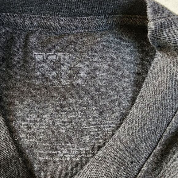 Kiss Dark Rock And Roll All Nite Gray Tshirt With Graphics Size LT - Picture 4 of 5